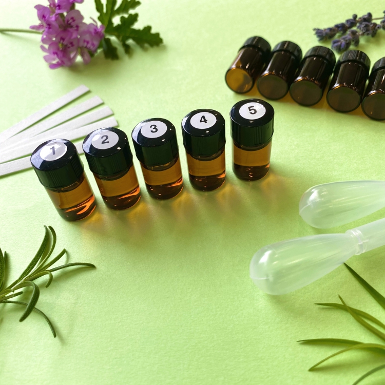 オーガニック精油に触れるお試し精油５本セット＜５セット＞